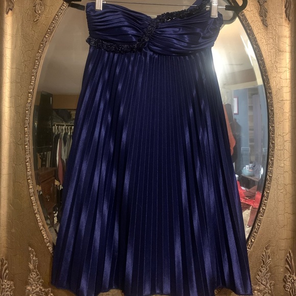 Deep blue purple above knee formal dress - Picture 1 of 3